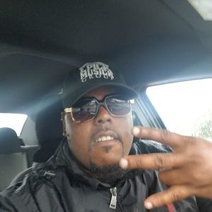 Meet your Posher, Devan